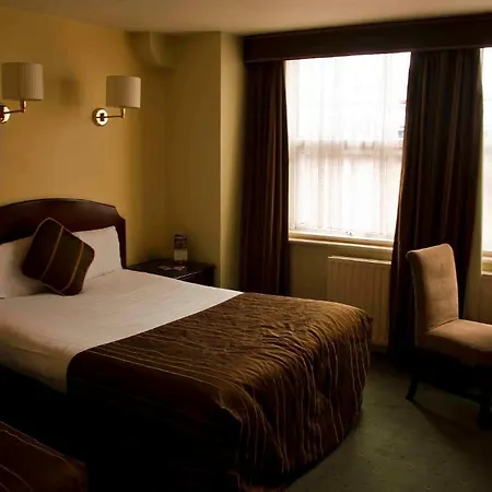 Parliament Hotel