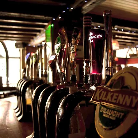 Parliament 3* ダブリン